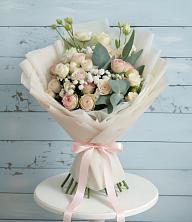 Букет цветов из:  Розы и Лизиантусы в Моргауши