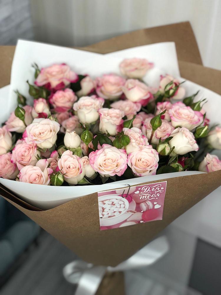 Букет цветов из: Розы в Моргауши