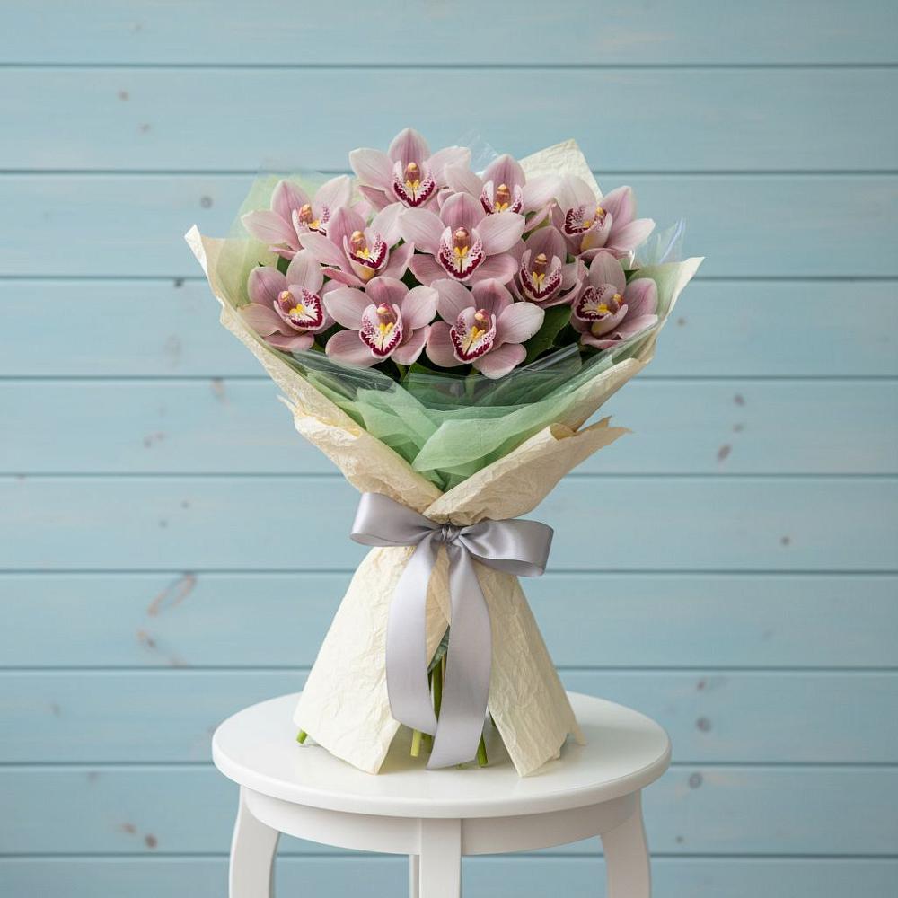 Букет цветов из: Орхидеи и Розы в Моргауши