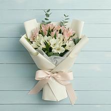 Букет цветов из:  Альстромерии в Моргауши