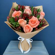 Букет цветов из:  Розы и Альстромерии в Моргауши