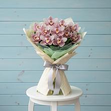 Букет цветов из:  Орхидеи и Розы в Моргауши