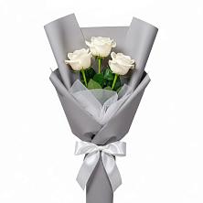 Букет 3 белые розы в Моргауши