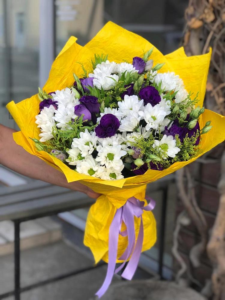 Букет цветов из: Ирисы, Хризантемы и Ромашки в Моргауши