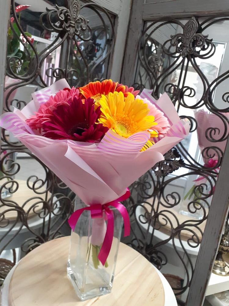 Букет цветов из: Герберы в Моргауши