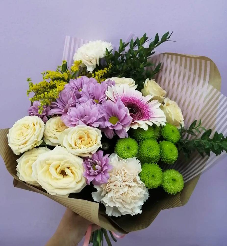 Букет цветов из: Хризантемы, Розы, Гвоздики и Герберы в Моргауши