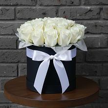 Цветочная композиция из Розы в шляпной коробке в Моргауши